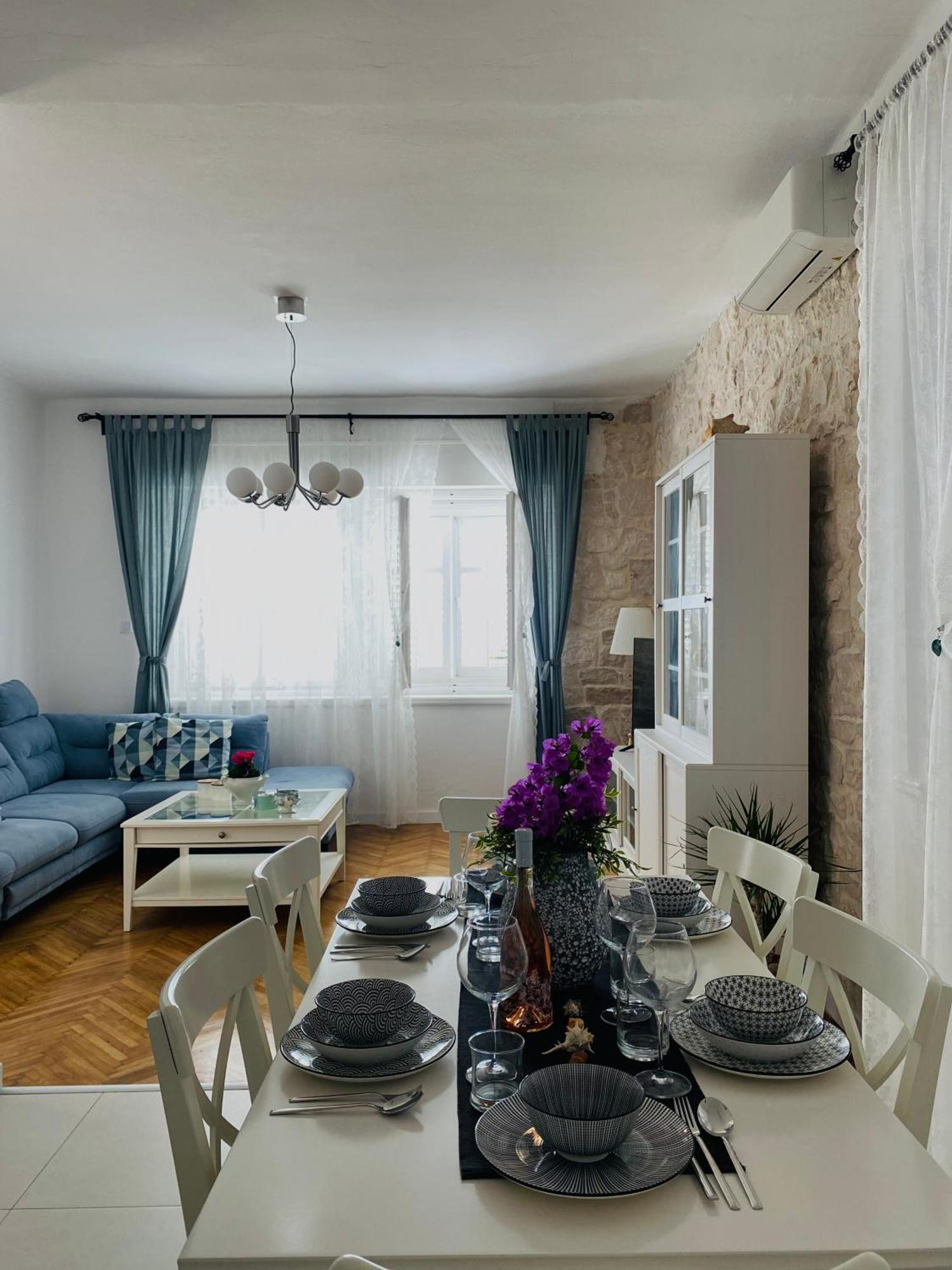 Luxury Apartment Lukas Orebic Exterior photo